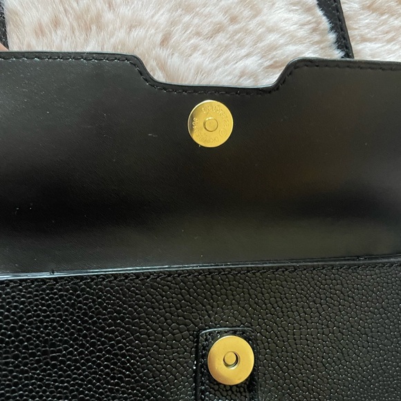 BRAND NEW TAHARI CROSSBODY BAG - Picture 5 of 13